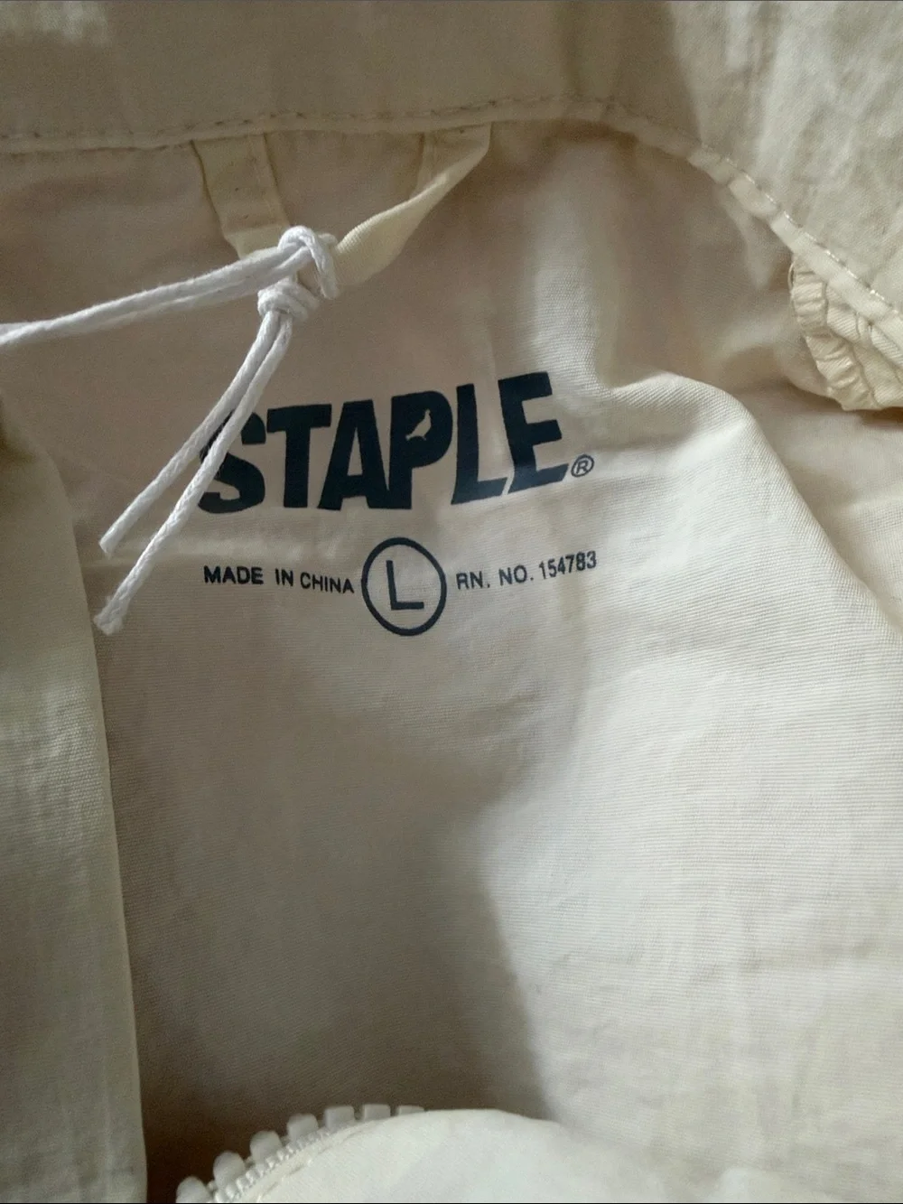Staple Pigeon STPL Men’s Half Zip Windbreaker jacket cream Style 16081 Sz L